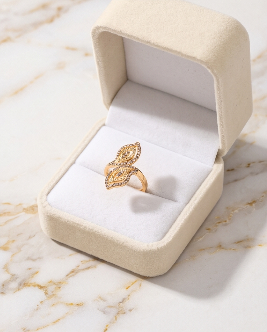 Melody Gold Leaf Diamond Ring