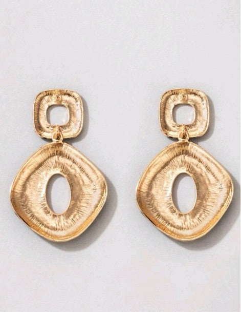 Black and Gold Geometric Earring - 1129
