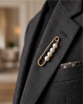 Gold Pinned Pearly Brooch