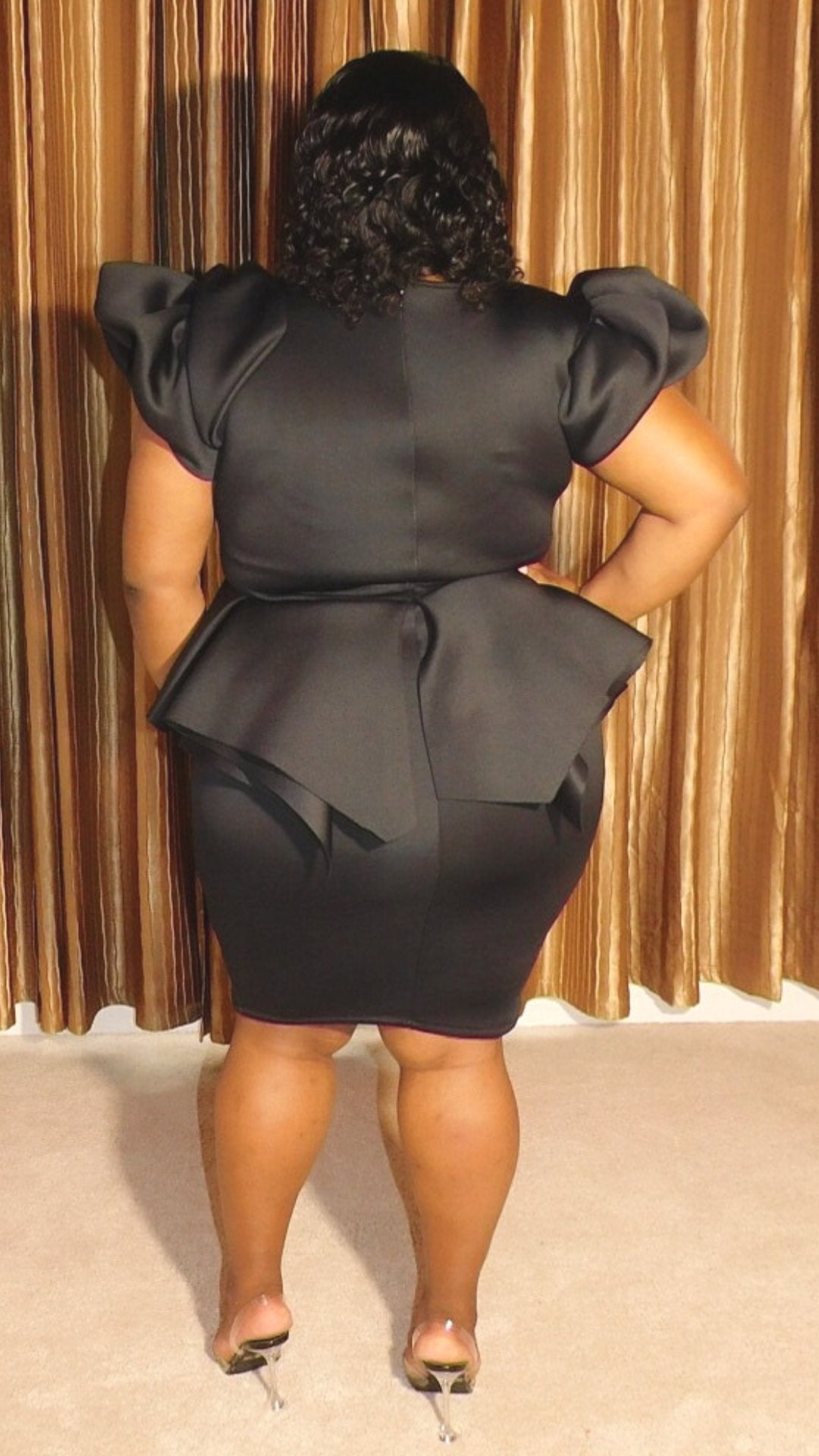 Plus Size Black Bow Sleeve Midi Dress