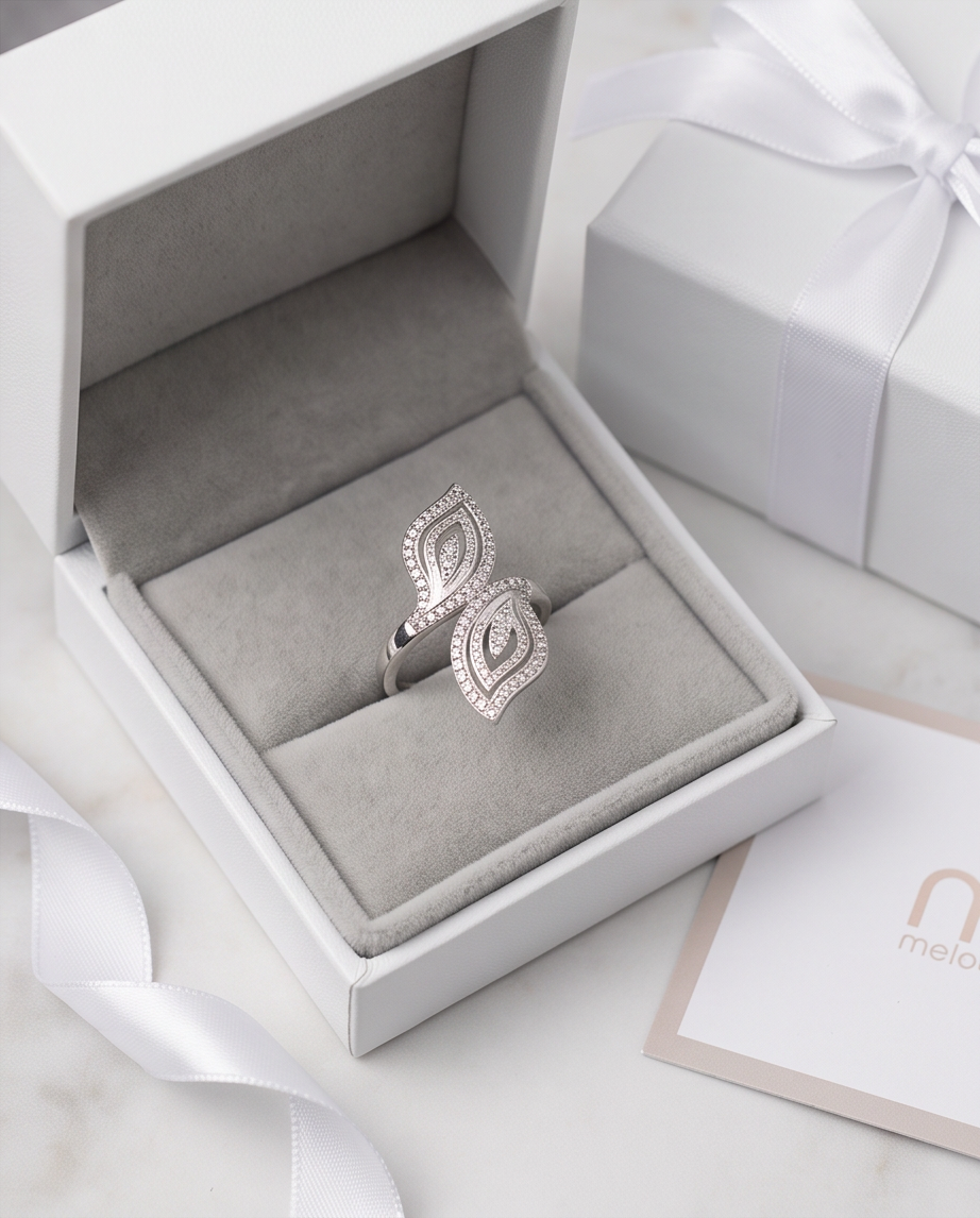 Melody Gold Leaf Diamond Ring