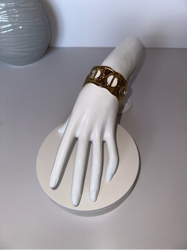 Stainless Steel Gold Statement Bracelet - 1557