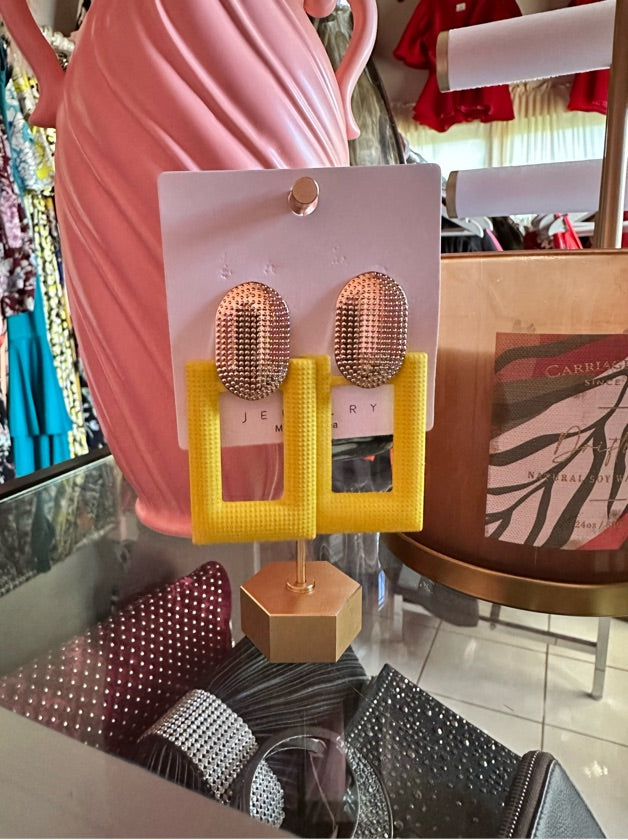 Gold And Yellow Boxy Earring - 1483