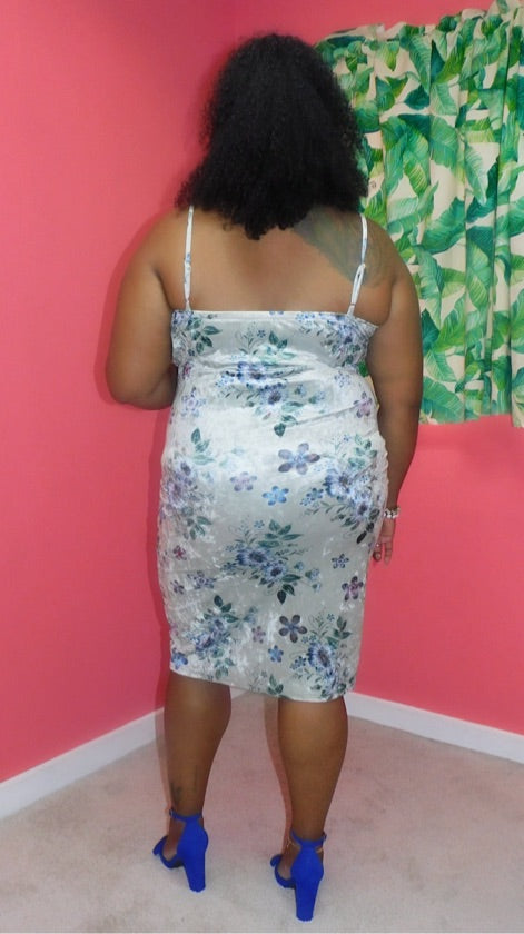 Light Sage Floral Print Velvet Party Dress - 1110