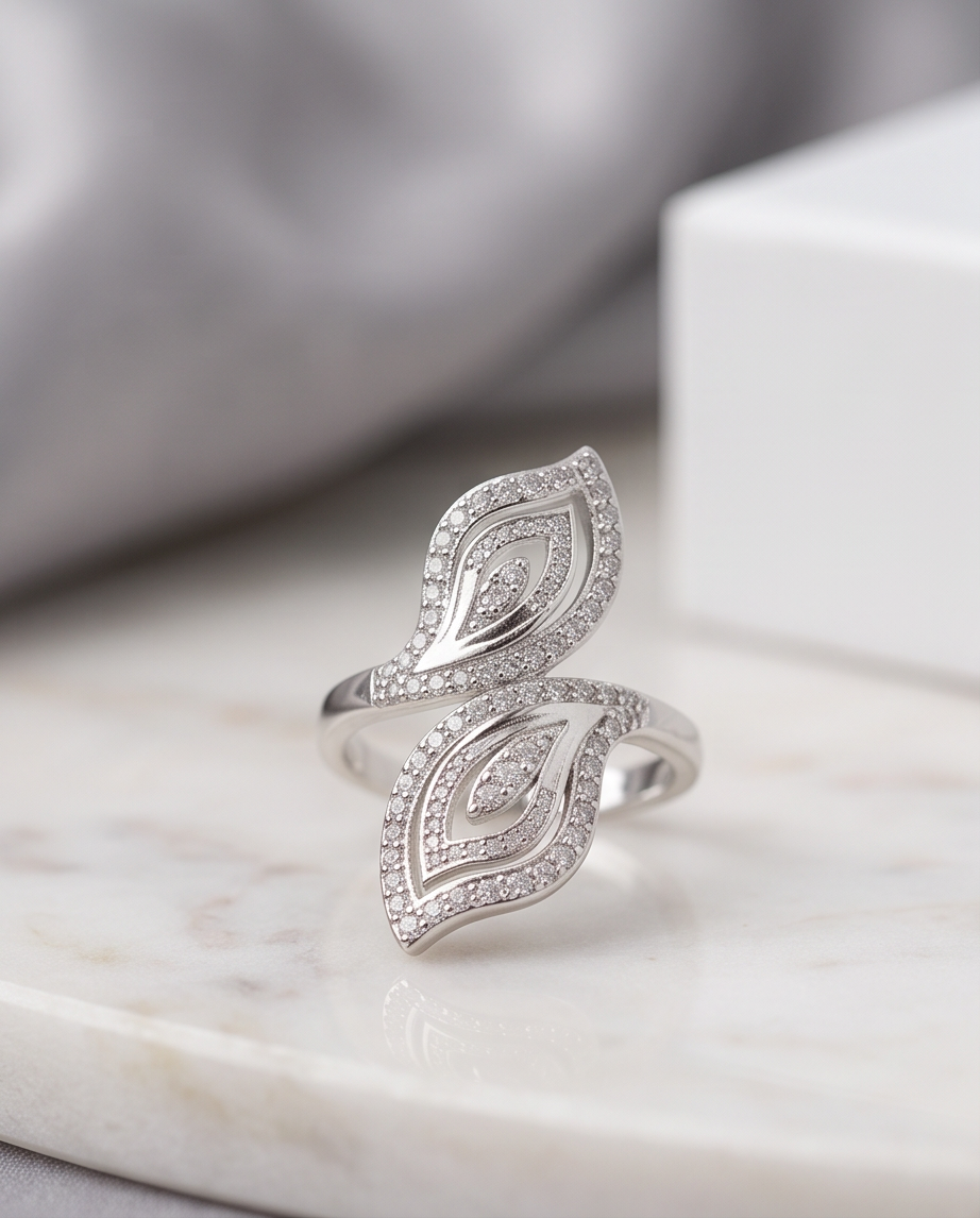 Melody Gold Leaf Diamond Ring