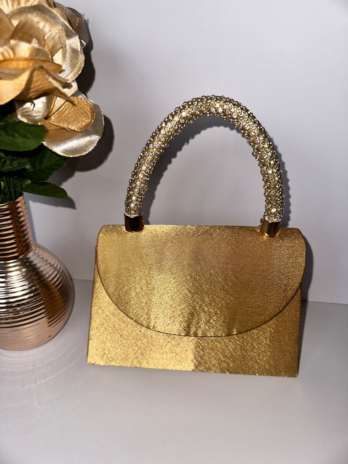Lavish Embellished Gold Crystal Handbag - M486001