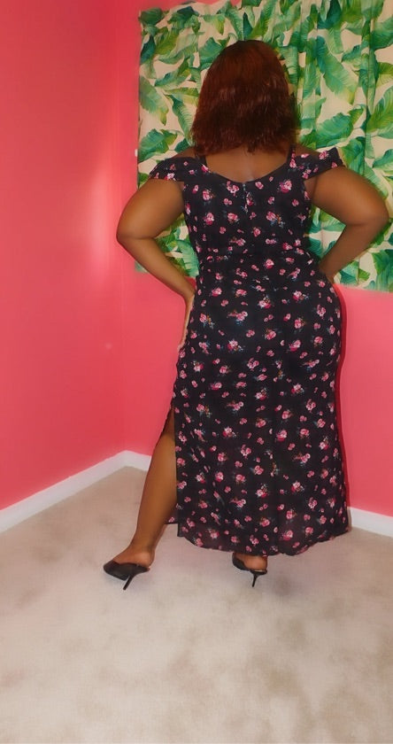 Plus Size Belted Floral Maxi Dress - 1120