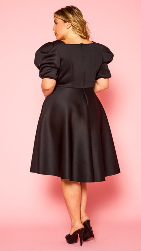 Plus Size Black Puff Sleeve Skater Dress - 1285