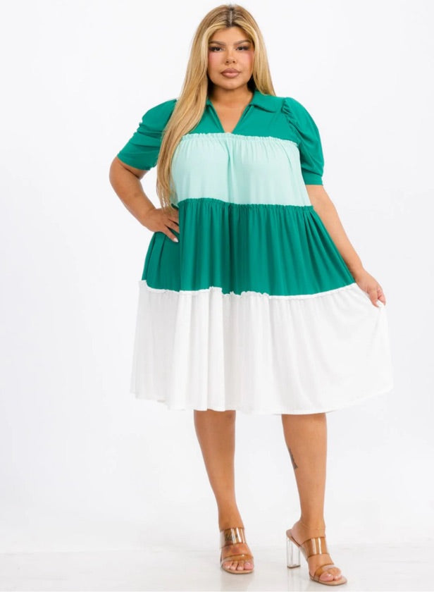 Plus Size Green Short Sleeve Tiered Colorblock Midi Dress - 74338