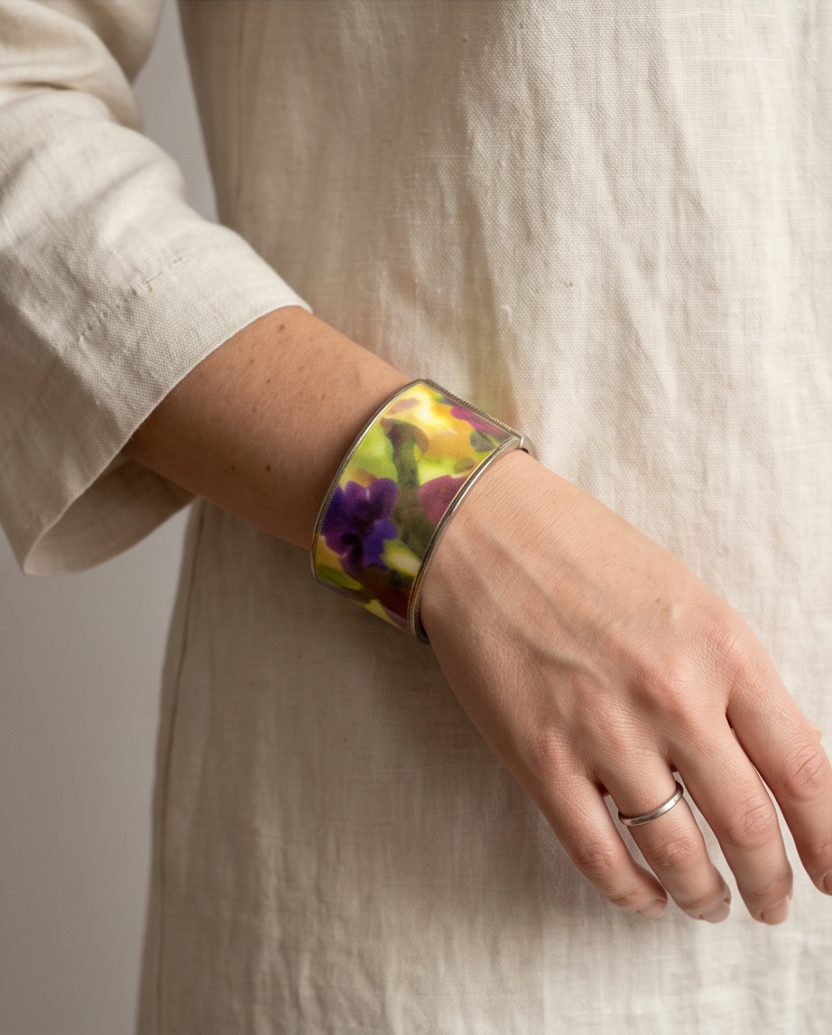 Multi Color Snap On Bracelet