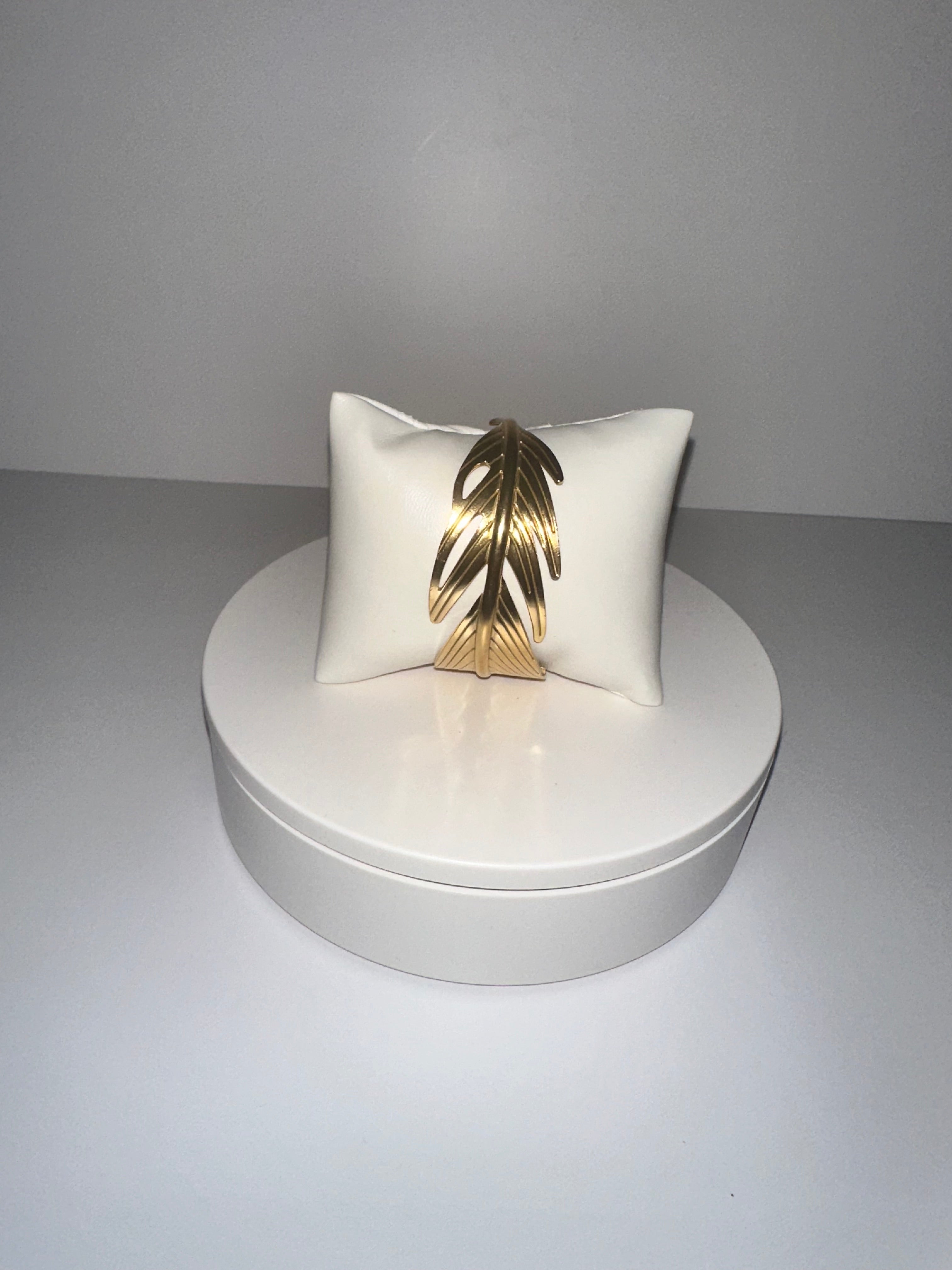 Stainless Steel Gold Banana Leaf Adjustable Bracelet - 1627